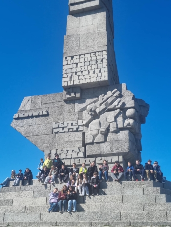 4f79a97a-4176-4eee-98a8-c231907bd8c0