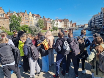 a7cfa9c3-323d-46d4-ae6a-7684e2e9b96f