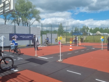 55f5043d-b111-4d6f-a292-f41152a93c68