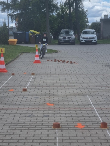 aac54f5e-c83a-4d9e-b620-c5a537b5a79e