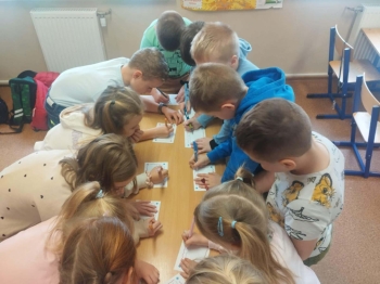 A7B91054-BA7B-412D-873F-8558DD4A0BAB